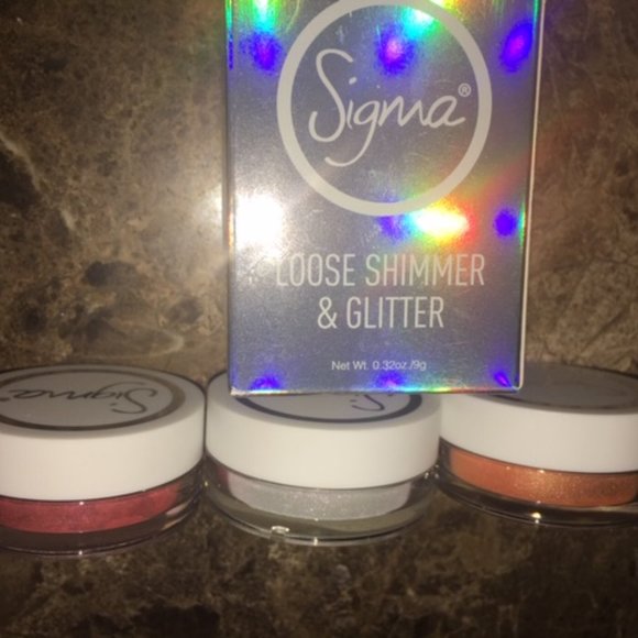 *RARE* BNIB Sigma Beauty MAGIC & MERRIMENT Loose Shimmer & Glitter Set - Picture 2 of 12